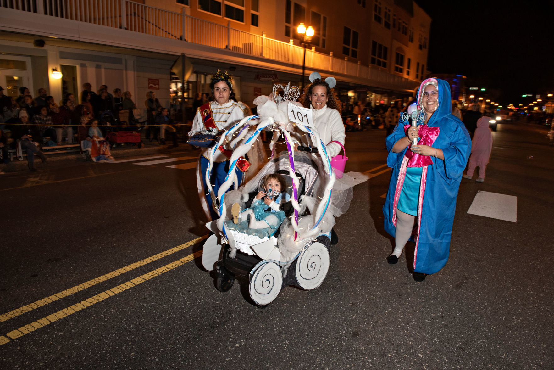 102519_nws_ocparade